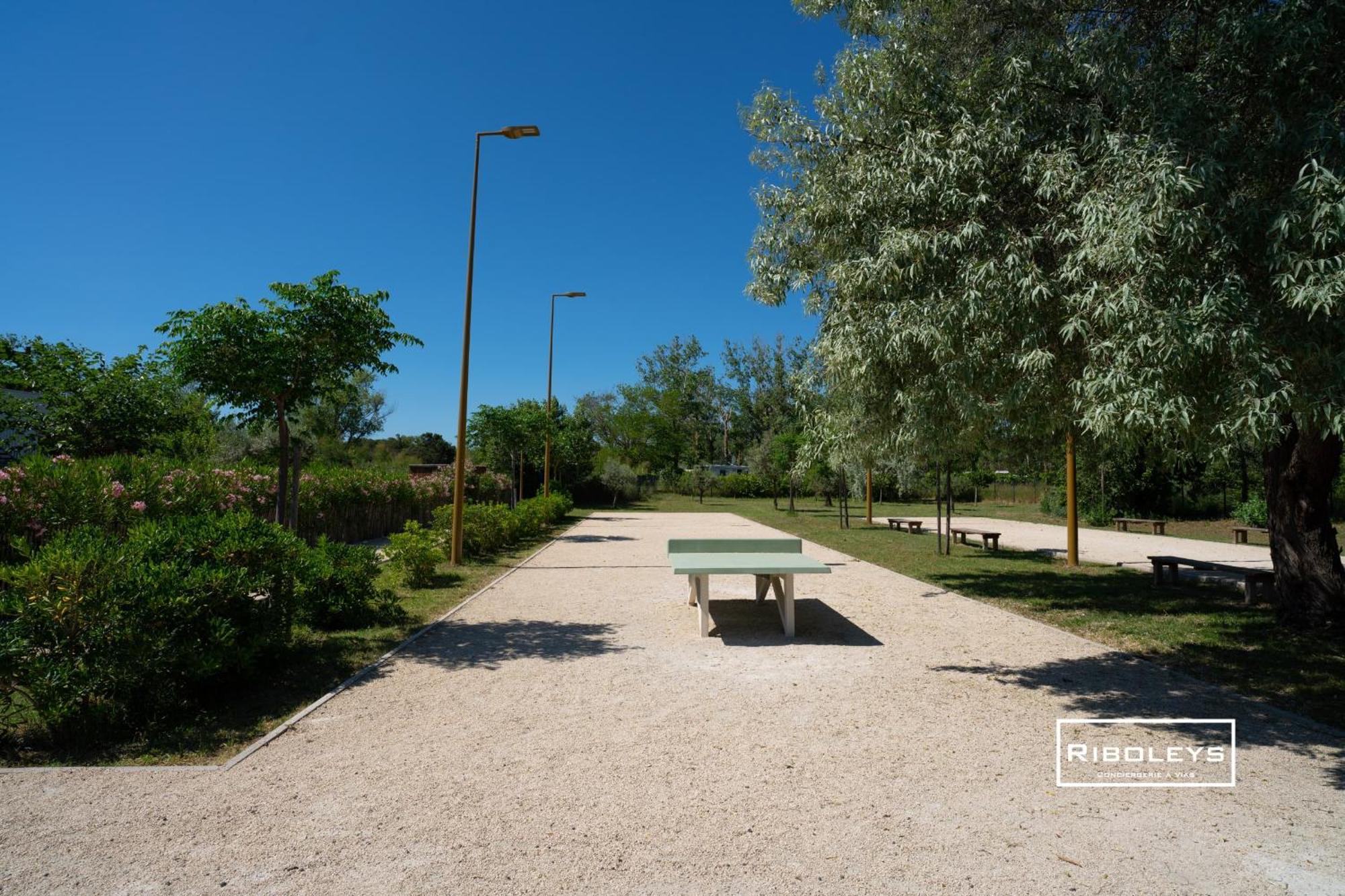 Superbe T3 Climatise Avec Wifi A 400M De La Plage Vias Exterior photo